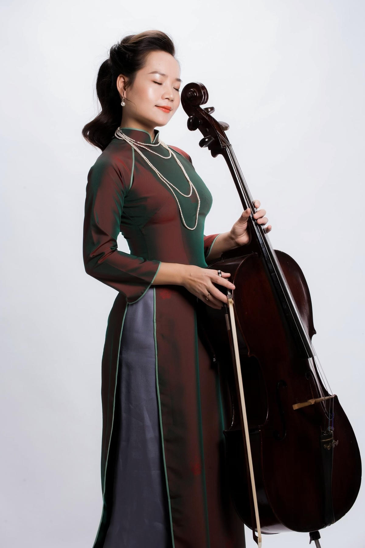 Đình Hoài Xuân là người sáng lập và tổ chức chuỗi hòa nhạc quốc tế “Cello Fundamento".