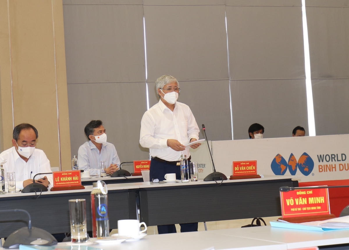 Chủ tịch UBTƯ MTTQ Việt Nam Đỗ Văn Chiến phát biểu tại buổi làm việc.