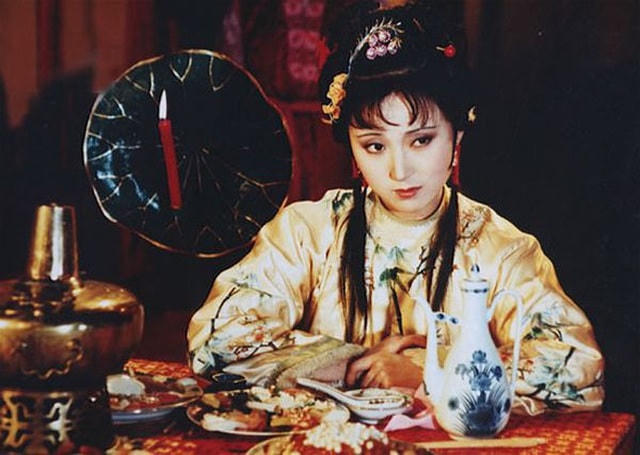 Trần Hiểu Húc thể hiện xuất sắc vai diễn Lâm Đại Ngọc trong "Hồng Lâu Mộng".  