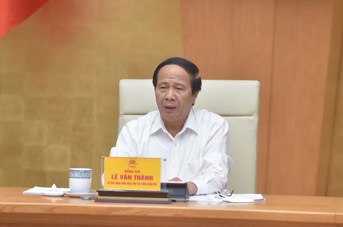 Phó Thủ tướng Lê Văn Thành chủ trì cuộc họp.