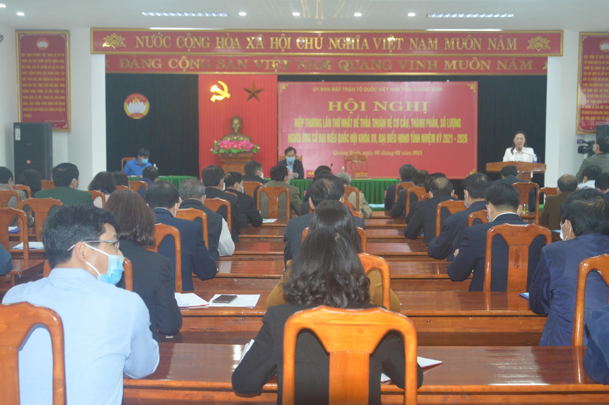 Quang cảnh hội nghị hiệp thương lần thứ nhất ở Quảng Bình.
