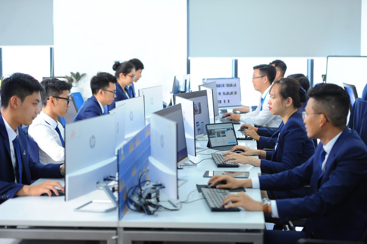 Đất Xanh tung hàng loạt dự án “giải cứu” nhân viên kinh doanh bất động sản