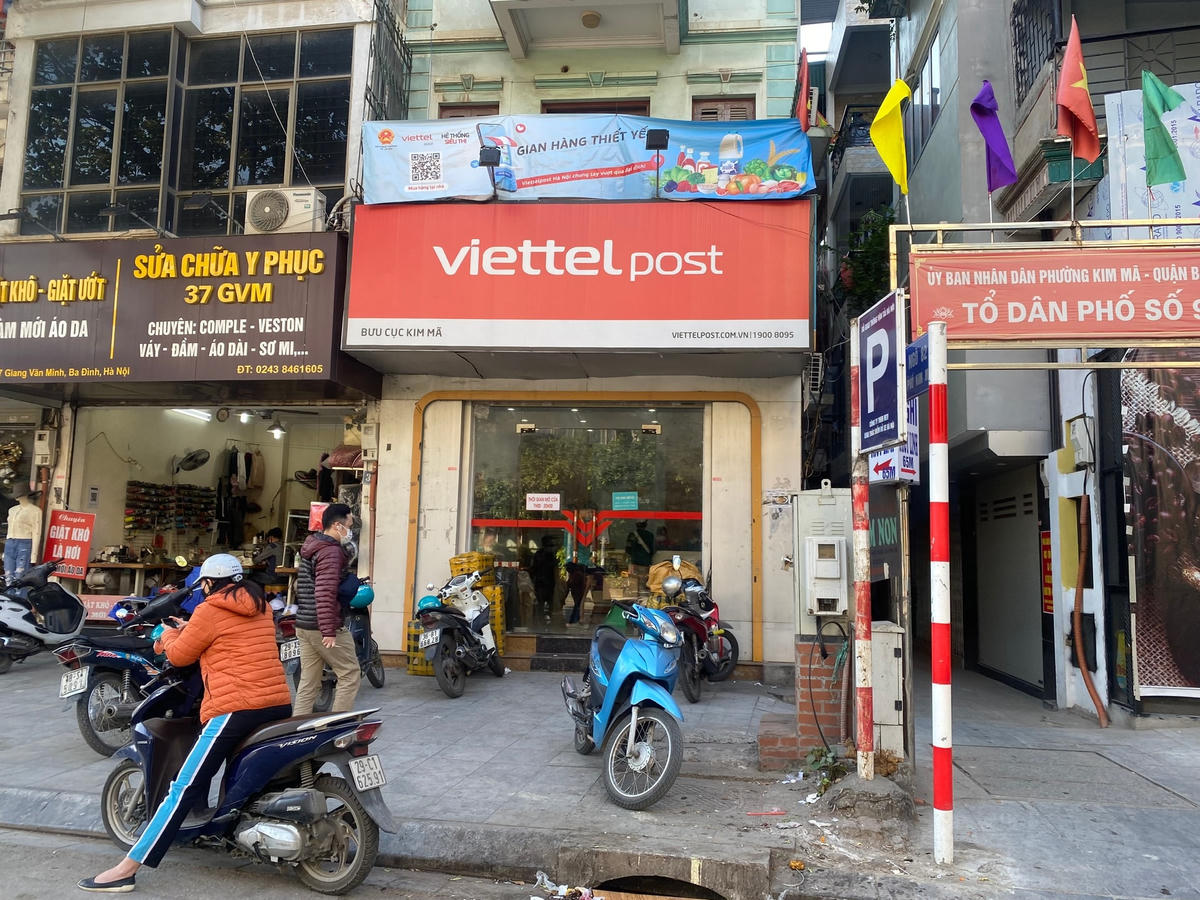 Dịch bệnh Covid-19 kéo dài đã thúc đẩy nhu cầu mua sắm trực tuyến và dịch vụ giao hàng tăng cao, đặc biệt vào dịp cuối năm.