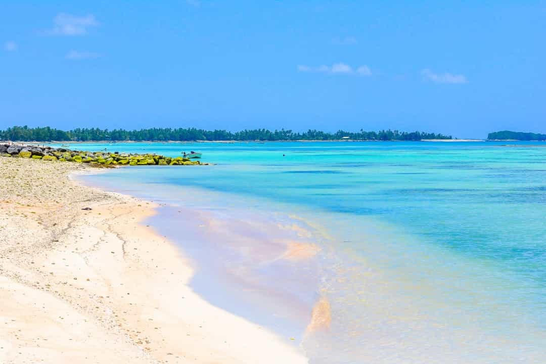 Mực nước biển dâng cao là mối đe dọa thường xuyên đối với đất nước Tuvalu.  