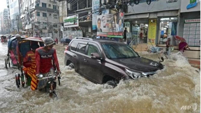 Một đường phố ở Bangladesh.