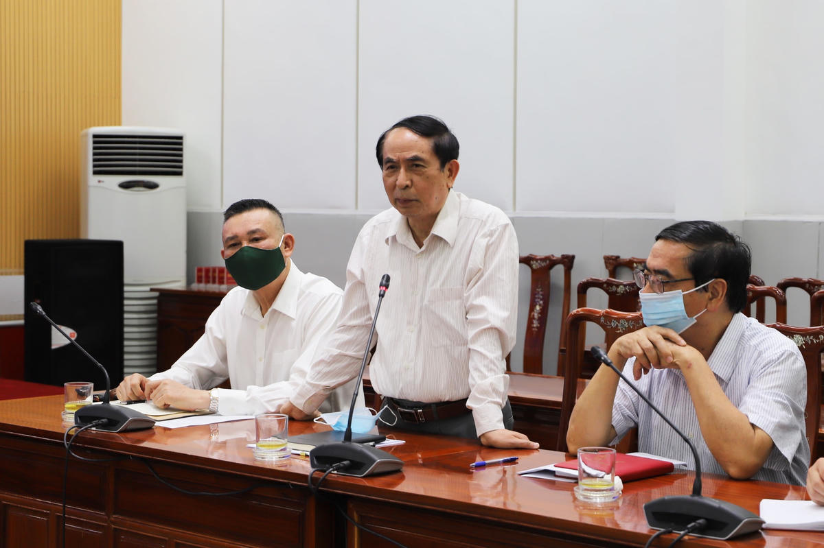 Các đại biểu tham gia thảo luận tại buổi sinh hoạt chuyên đề.