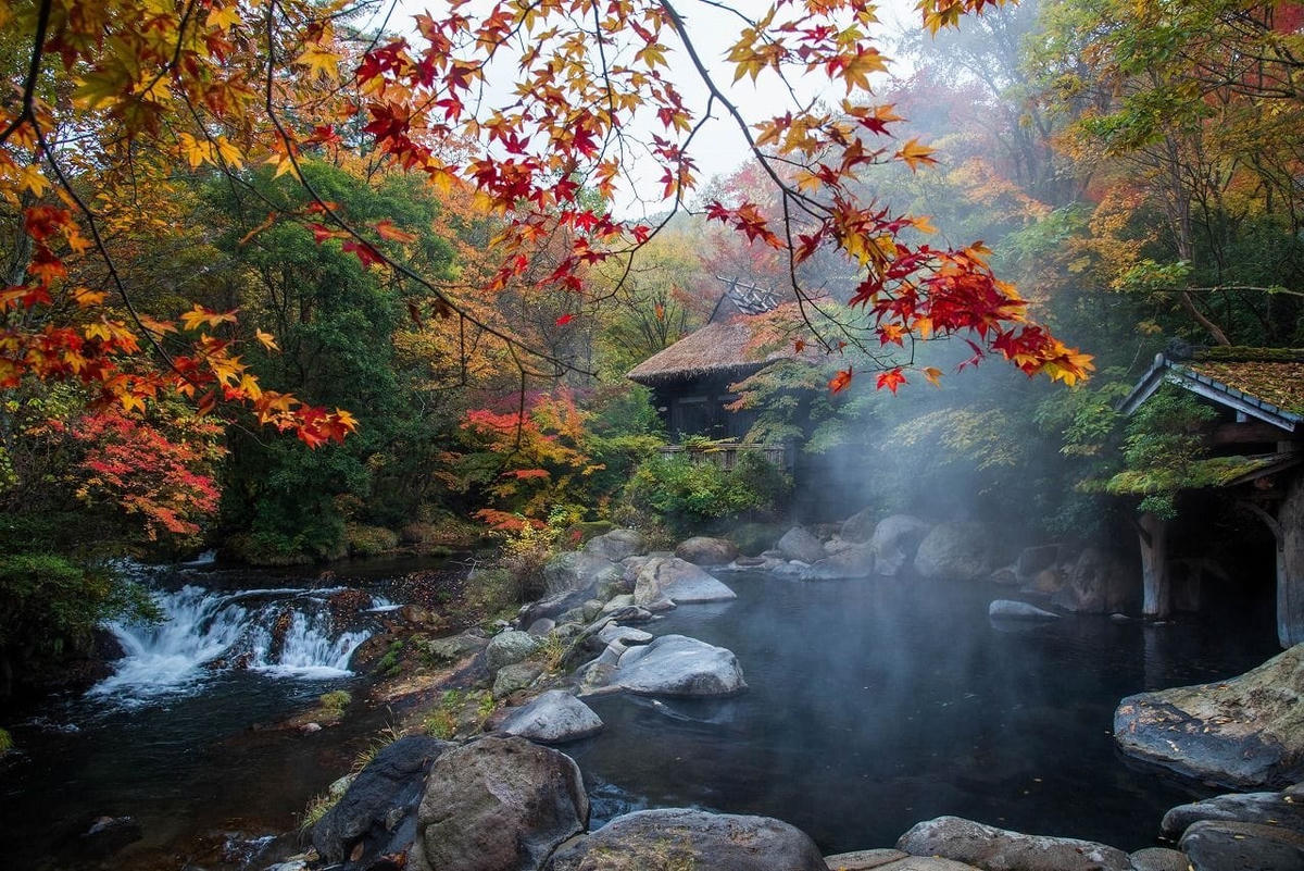 Kurokawa Onsen đẹp như một giấc mơ mỗi khi thu về.  