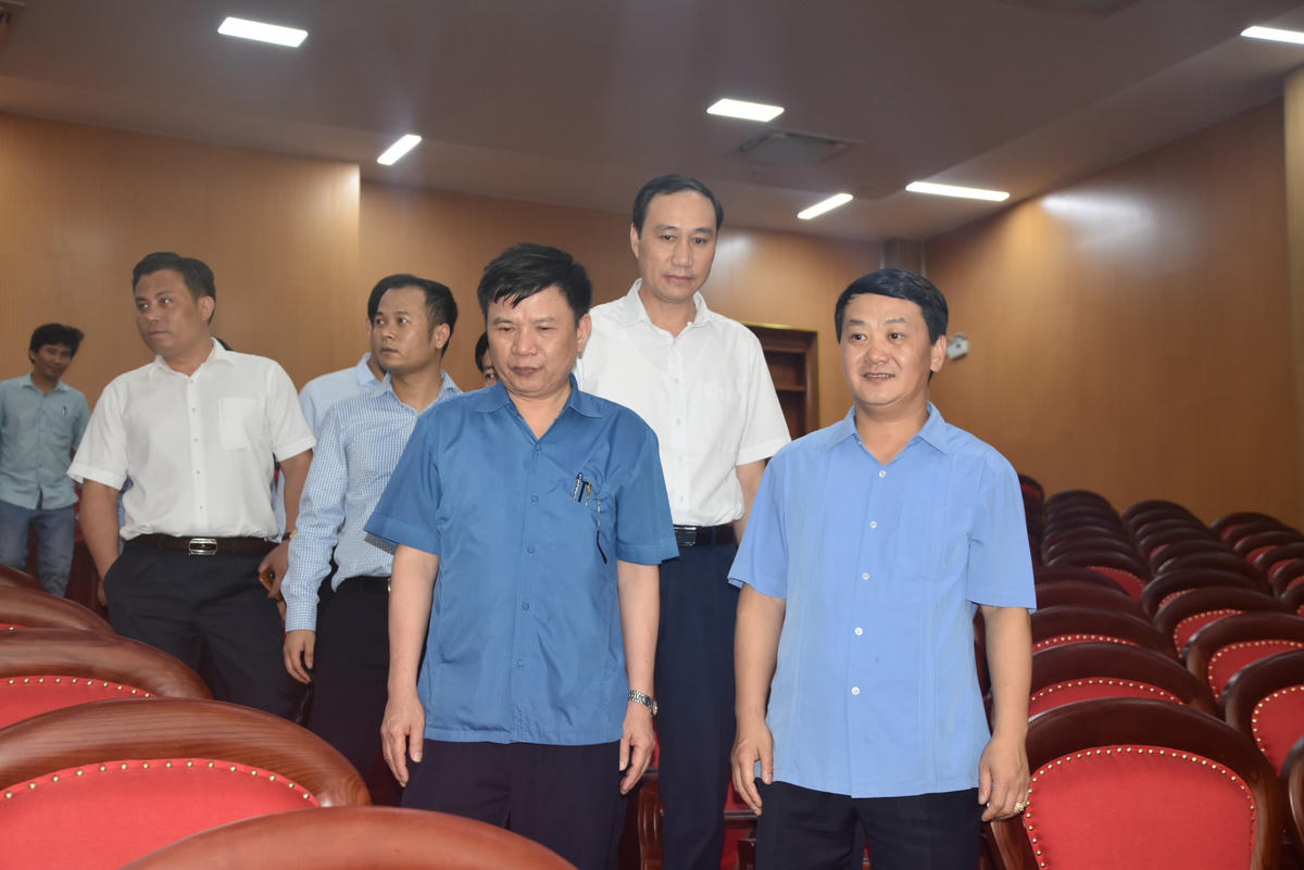 Bàn giao công trình trụ sở Trung tâm bồi dưỡng cán bộ MTTQ Việt Nam