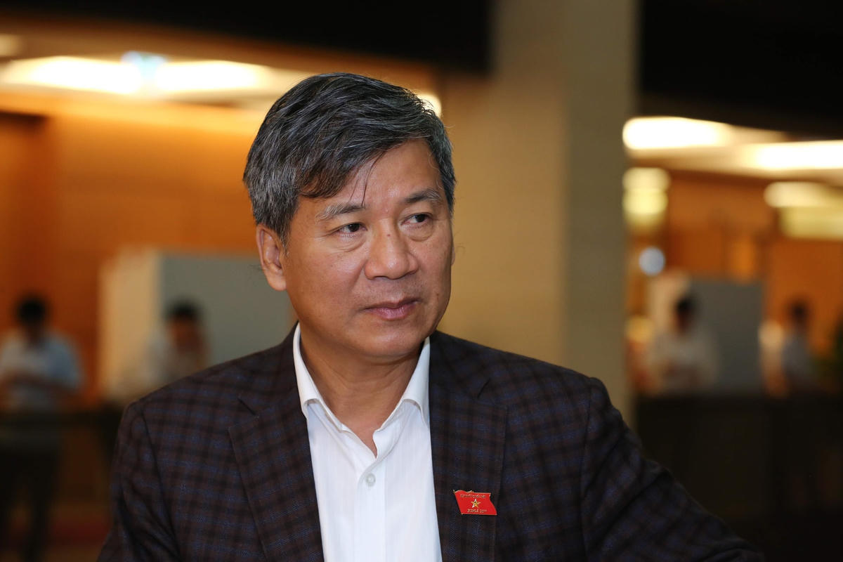 Ông Nguyễn Anh Trí: Nhiều đại biểu Quốc hội mới nhưng chất vấn rất chững chạc, “trúng” ý cử tri mong muốn. Đó là thành quả của sự đổi mới, sự tiến bộ của Quốc hội.