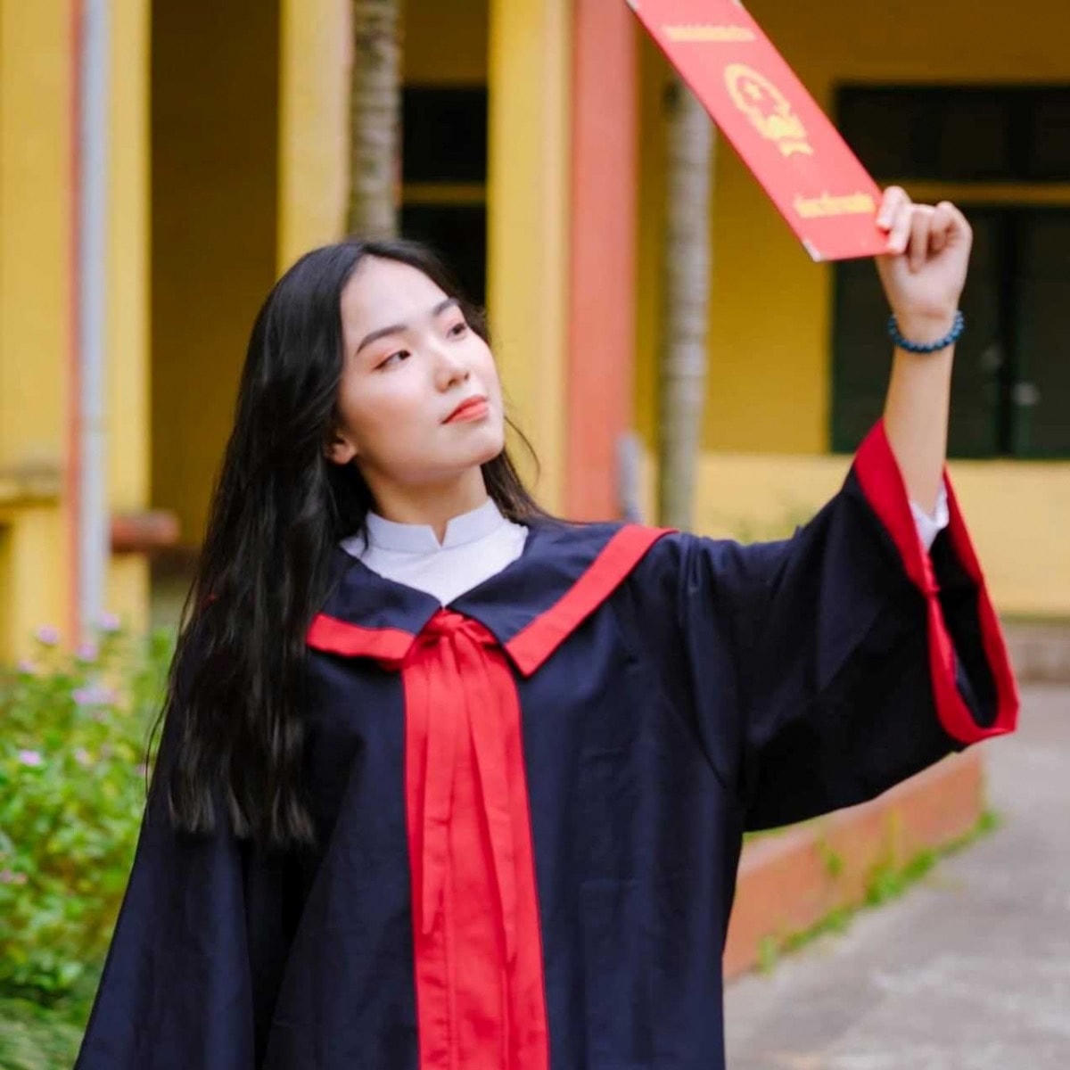 Bốn nữ sinh Đất Tổ xuất sắc chinh phục 8.0 IELTS