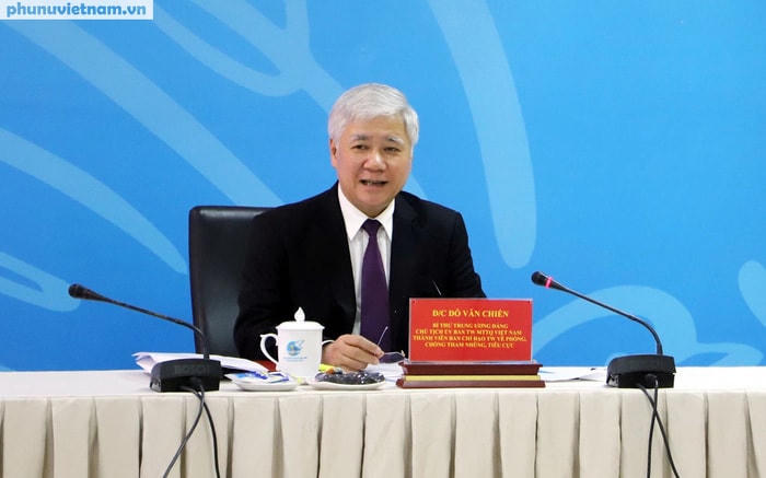 Ông Đỗ Văn Chiến, Bí thư Trung ương Đảng, Chủ tịch UBTƯ MTTQ Việt Nam, thành viên Ban Chỉ đạo TƯ về phòng chống tham nhũng, tiêu cực, phát biểu tại buổi làm việc
