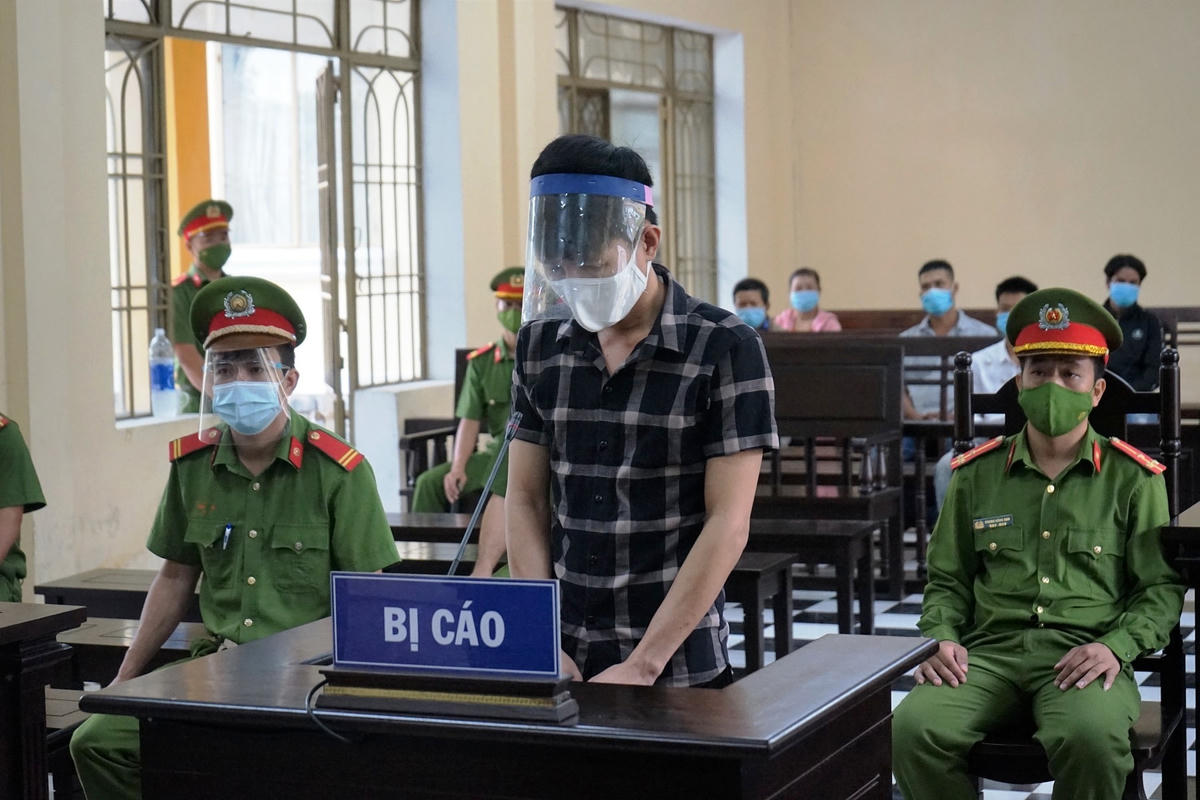 Bị cáo Trần Văn Hộp tại TAND tỉnh Quảng Nam.