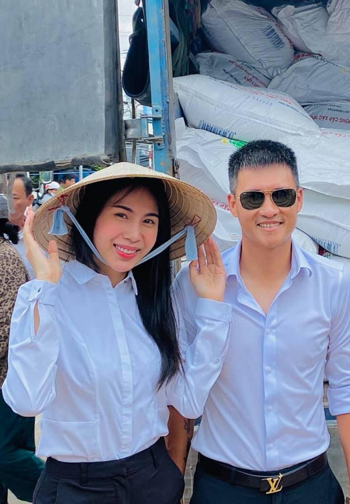   Thủy Tiên thông báo đóng tài khoản.