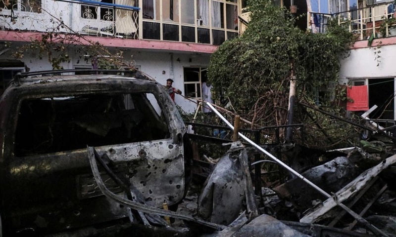 Hiện trường vụ không kích tại thủ đô Kabul, Afghanistan ngày 29/8. Ảnh: Reuters.