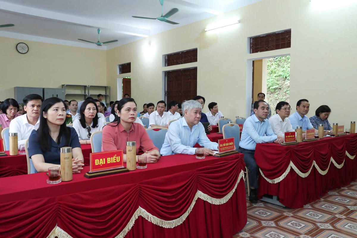 Quang cảnh tại xã Kiên Đài.
