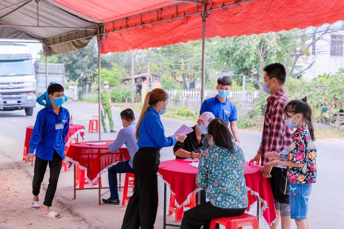 Một chốt kiểm dịch Covid-19 ở thị xã Điện Bàn.