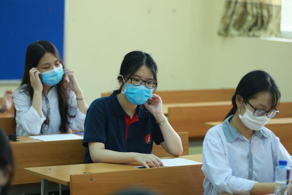 Các học sinh cuối cấp THPT đang quan tâm lắm việc tổ chức thi tốt nghiệp THPT trong những năm tới.