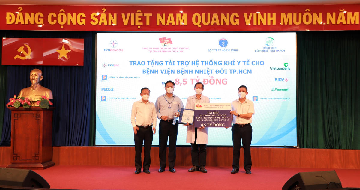 Tổng giá trị công trình tài trợ là 8,5 tỷ đồng
