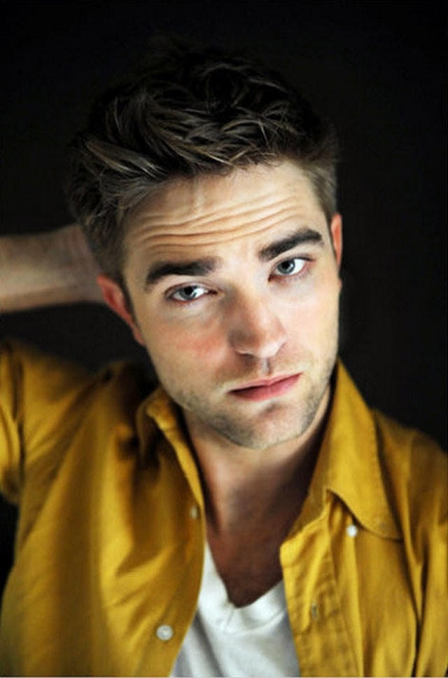 Robert Pattinson: Từ soái ca 'Chạng vạng' tới tài tử hạng A Hollywood