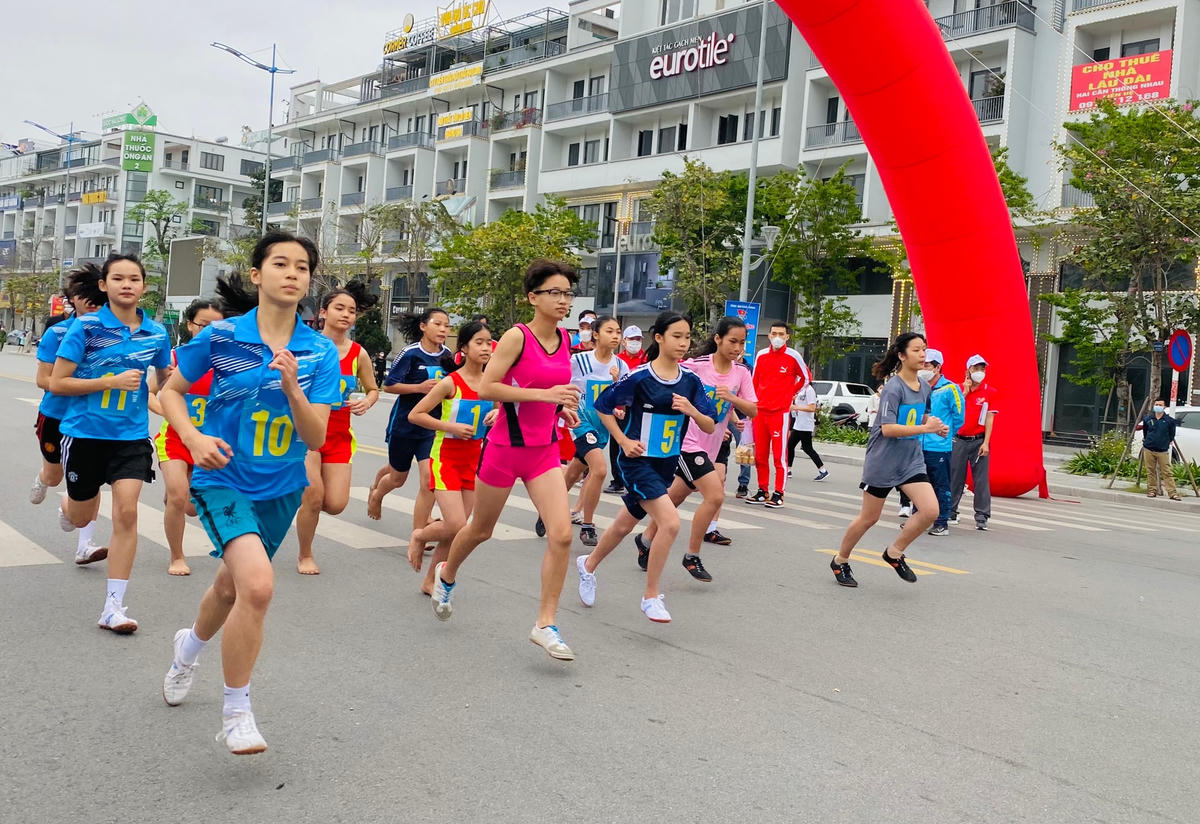 Quảng Ninh: Hơn 15.000 người hưởng ứng Ngày chạy Olympic vì sức khỏe toàn dân