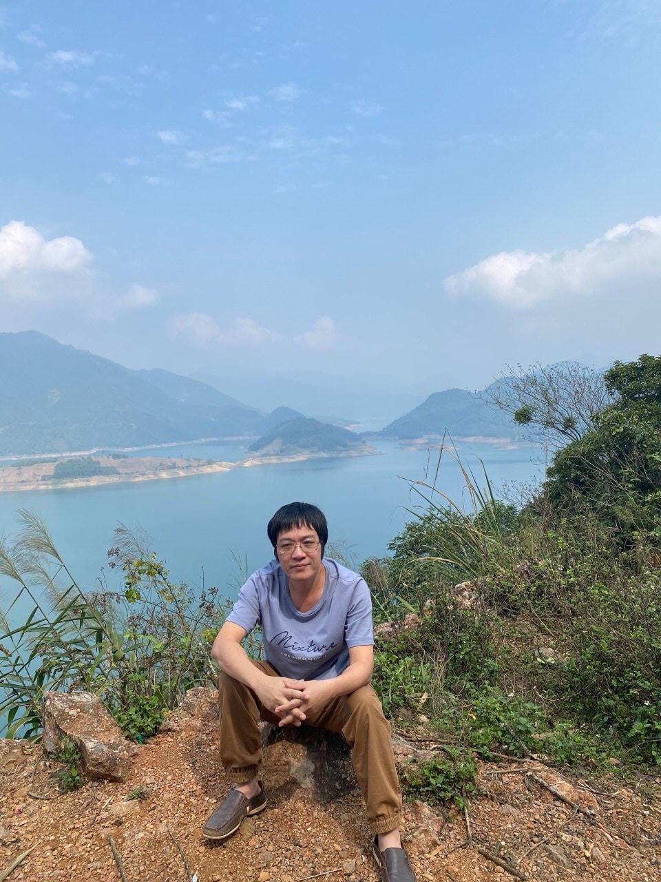 Nhà thơ Đỗ Doãn Phương.  