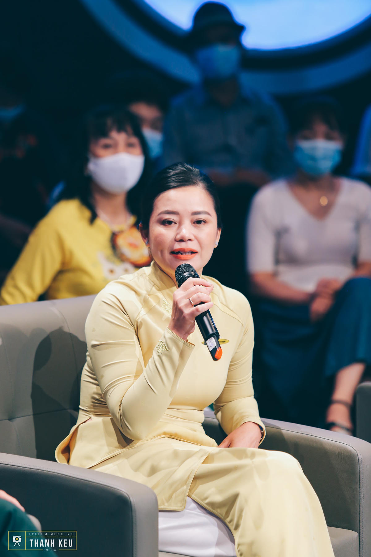 Tiếp viên trưởng Phạm Minh Hiền.