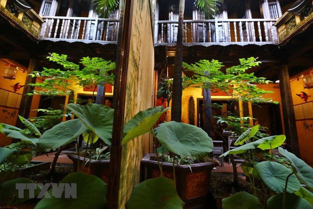 Không gian ngồi tiếp khách, uống trà. (Nguồn: TTXVN).