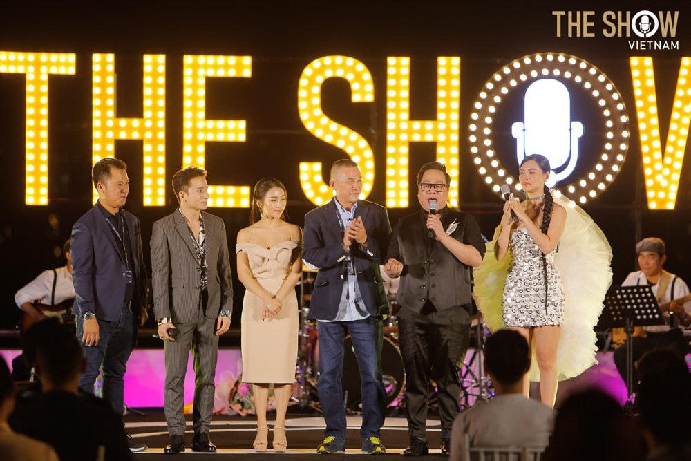 Nhiều ca sĩ kỳ cựu góp mặt trong "The liveshow Việt Nam".