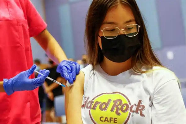 Bộ Y tế đã có văn bản gửi Sở Y tế tỉnh Bình Dương về việc tiêm vaccine phòng Covid-19 cho trẻ từ 12-18 tuổi.