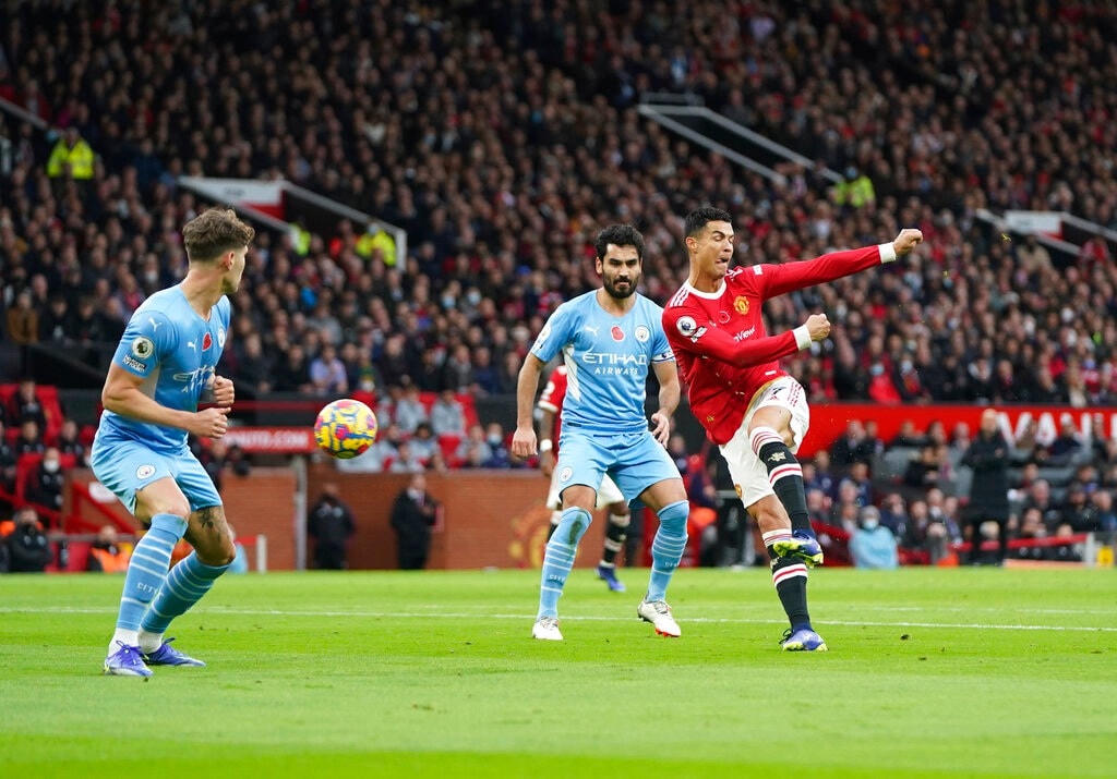C.Ronaldo cùng đồng đội cần lấy lại phong độ sau trận thua Man City.