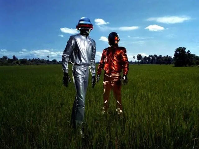 Những ngôi sao nổi tiếng... chẳng ai biết mặt