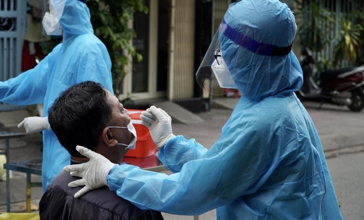 Ca nhiễm mới phát hiện trong cộng động tại các quận - huyện tăng hơn trước.