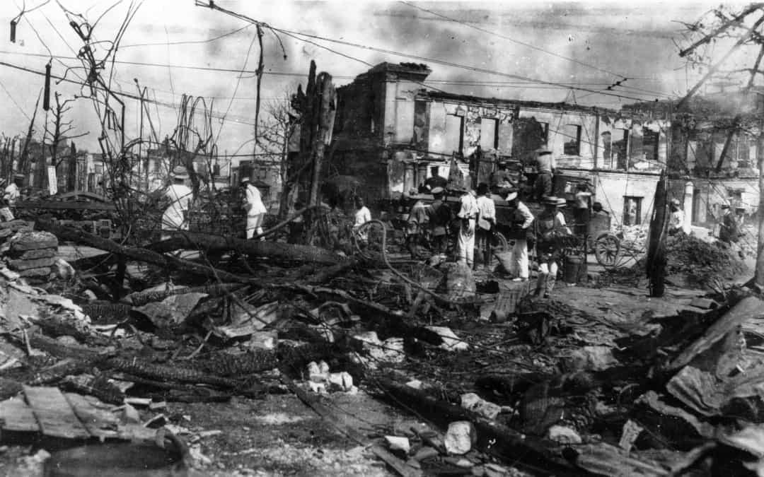 Kanto, Nhật Bản năm 1923 là trận động đất chết chóc nhất trong lịch sử Nhật Bản. Với cường độ 7,9 độ Richter, nó đã giết chết 93.000 người và 44.000 người mất tích.