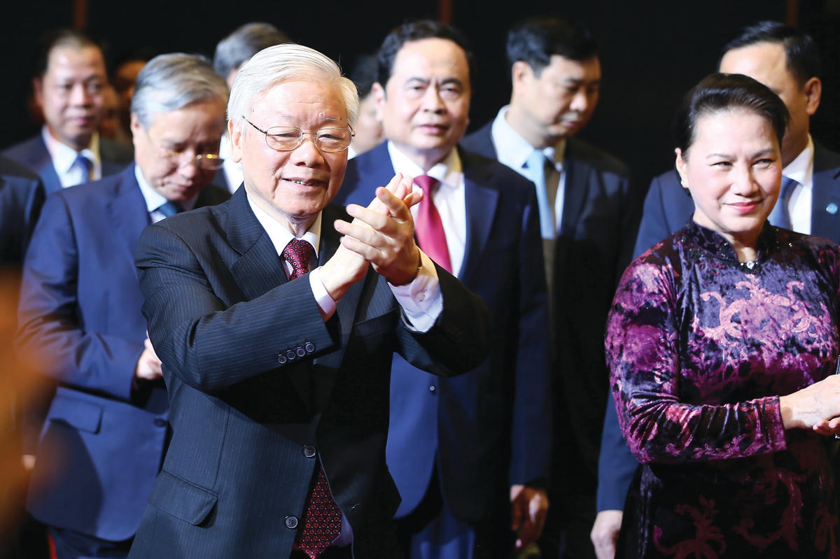 Tổng Bí thư, Chủ tịch nước Nguyễn Phú Trọng, Chủ tịch Quốc hội Nguyễn Thị Kim Ngân tại lễ Kỷ niệm 90 năm Ngày thành lập Mặt trận Dân tộc thống nhất Việt Nam - Ngày truyền thống MTTQ Việt Nam. Ảnh: Hữu Chính.  