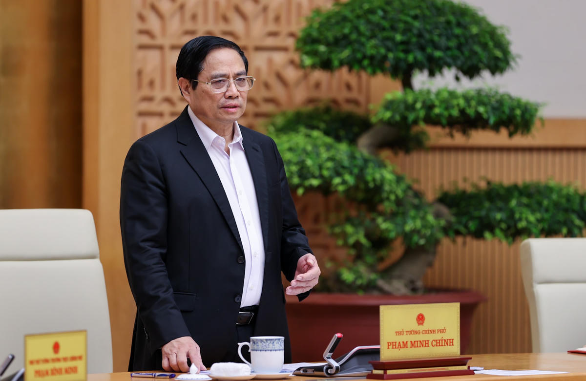 Thủ tướng yêu cầu, với quyết tâm cao, phải rà soát, đánh giá kỹ lưỡng, đề xuất các cấp có thẩm quyền trên cơ sở chính trị, cơ sở pháp lý, cơ sở khoa học, cơ sở thực tiễn. Ảnh: VGP/Nhật Bắc.