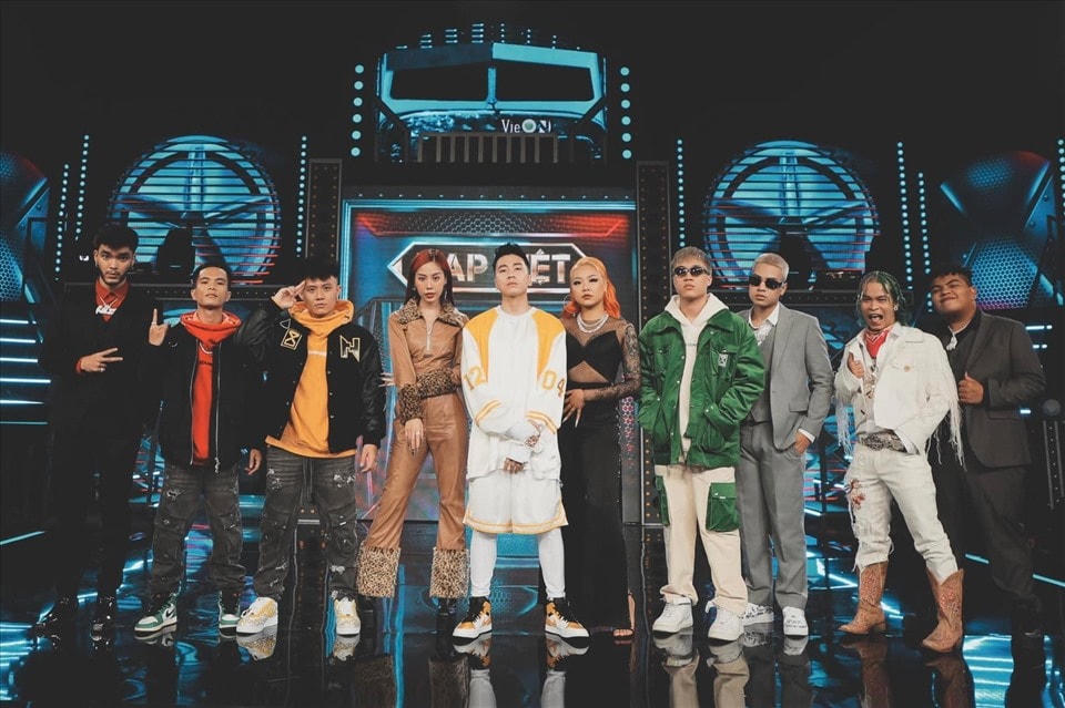 Karik vẫn chưa có "chiến binh" bước vào chung kết. 