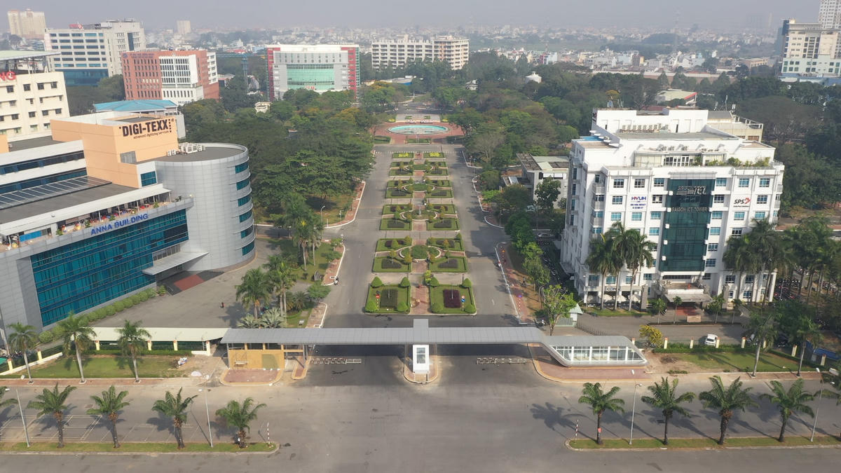 Công viên phần mềm Quang Trung TPHCM là đô thị phần mềm (software city) sớm nhất cả nước được nhiều nhà đầu tư rất quan tâm.          Ảnh:QTSC