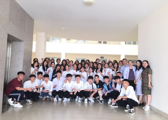 Khoa Sinh - KTNN liên tục tổ chức các hội thảo, seminar thu hút sự quan tâm của nhiều cán bộ và học sinh từ các cơ sở giáo dục phổ thông về tham dự.
