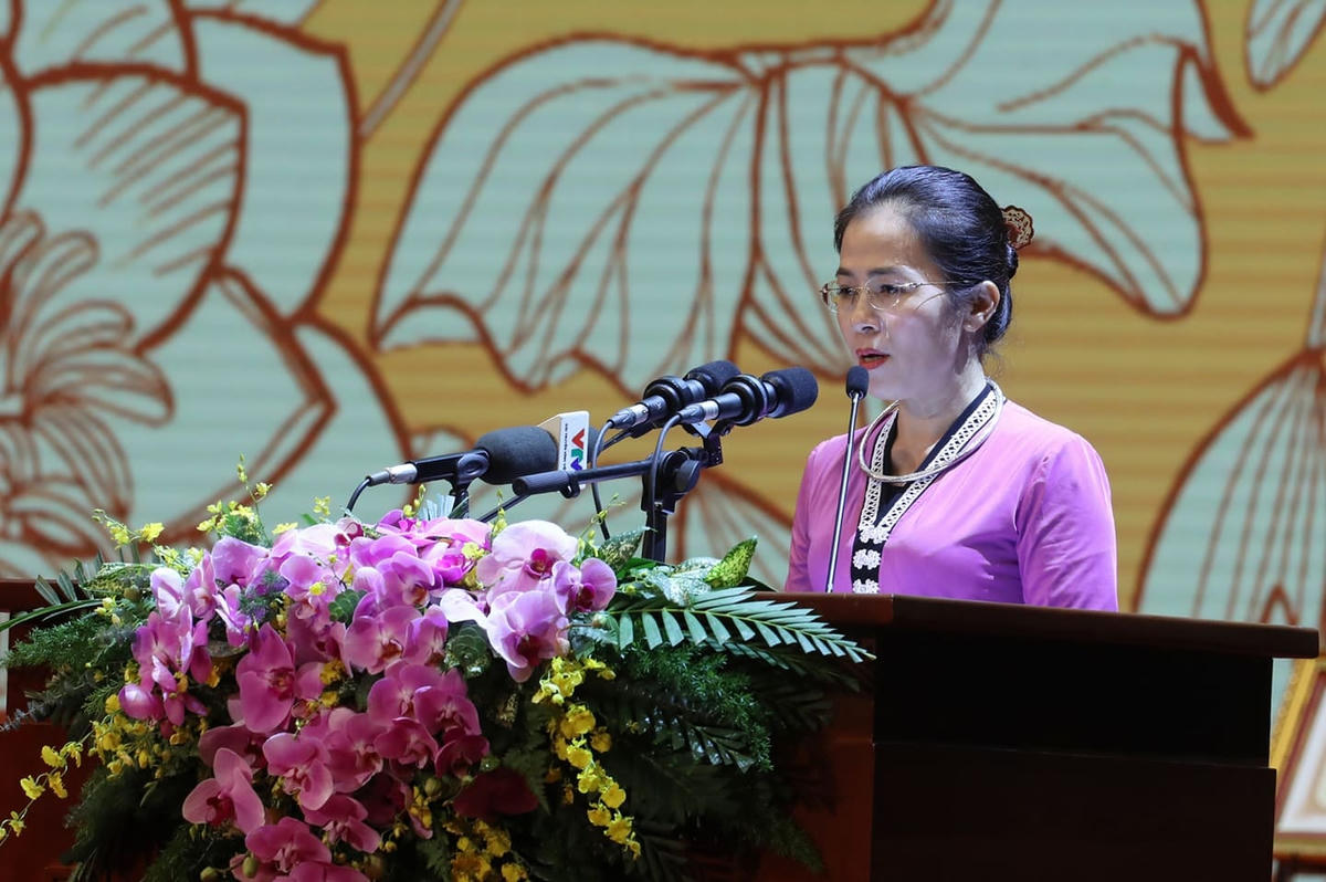Bà Võ Thị Minh Sinh, Chủ tịch Ủy ban MTTQ Việt Nam tỉnh Nghệ An.
