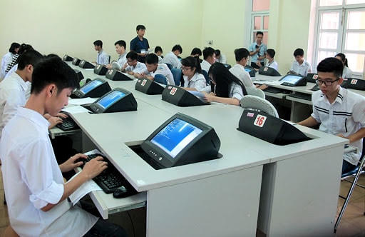 Nhiều trường đại học đã áp dụng số hóa trong dạy và học.