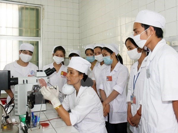 Giờ học của sinh viên Đại học Y dược Thái Nguyên. Ảnh: TTXVN.