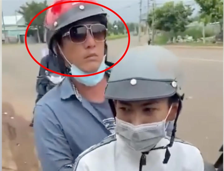 Vũ Nhật Tân (khoanh đỏ) đã bị Công an TP Long Khánh tạm giữ hình sự.