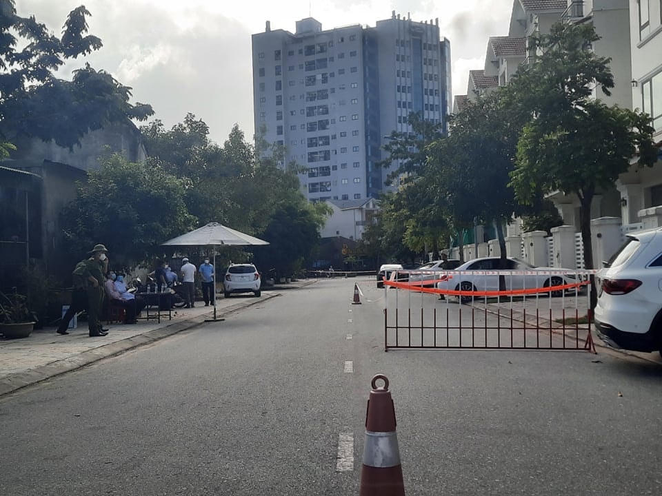 Nhiều điểm phong tỏa được thiết lập.
