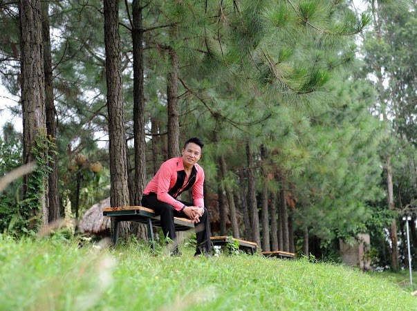 Ca sĩ Minh Dũng.