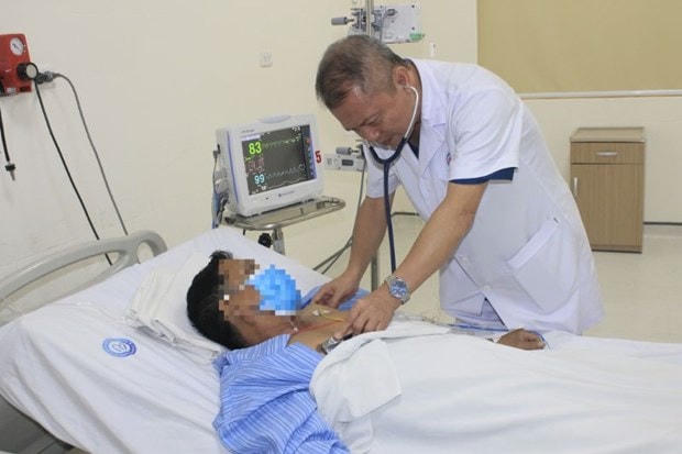 Cứu sống lái xe bị nhồi máu cơ tim khi đang đưa học sinh đến trường