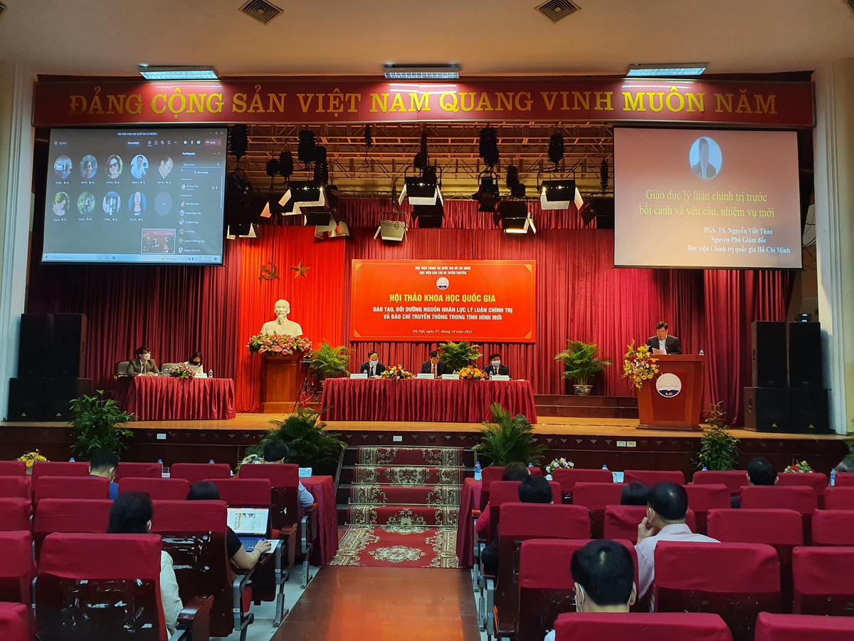 Toàn cảnh hội thảo.