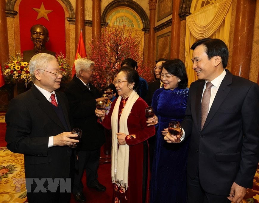 Tổng Bí thư, Chủ tịch nước chúc Tết các lãnh đạo và nguyên lãnh đạo