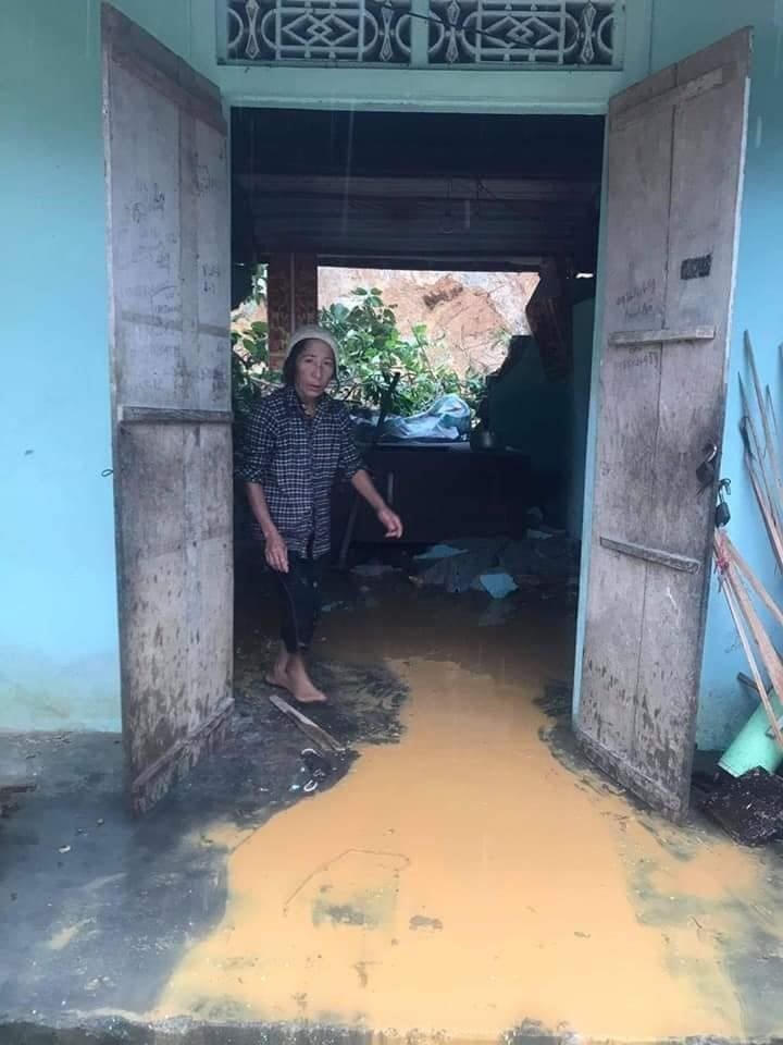 Nghệ An: 5 người chết và mất tích do mưa lũ