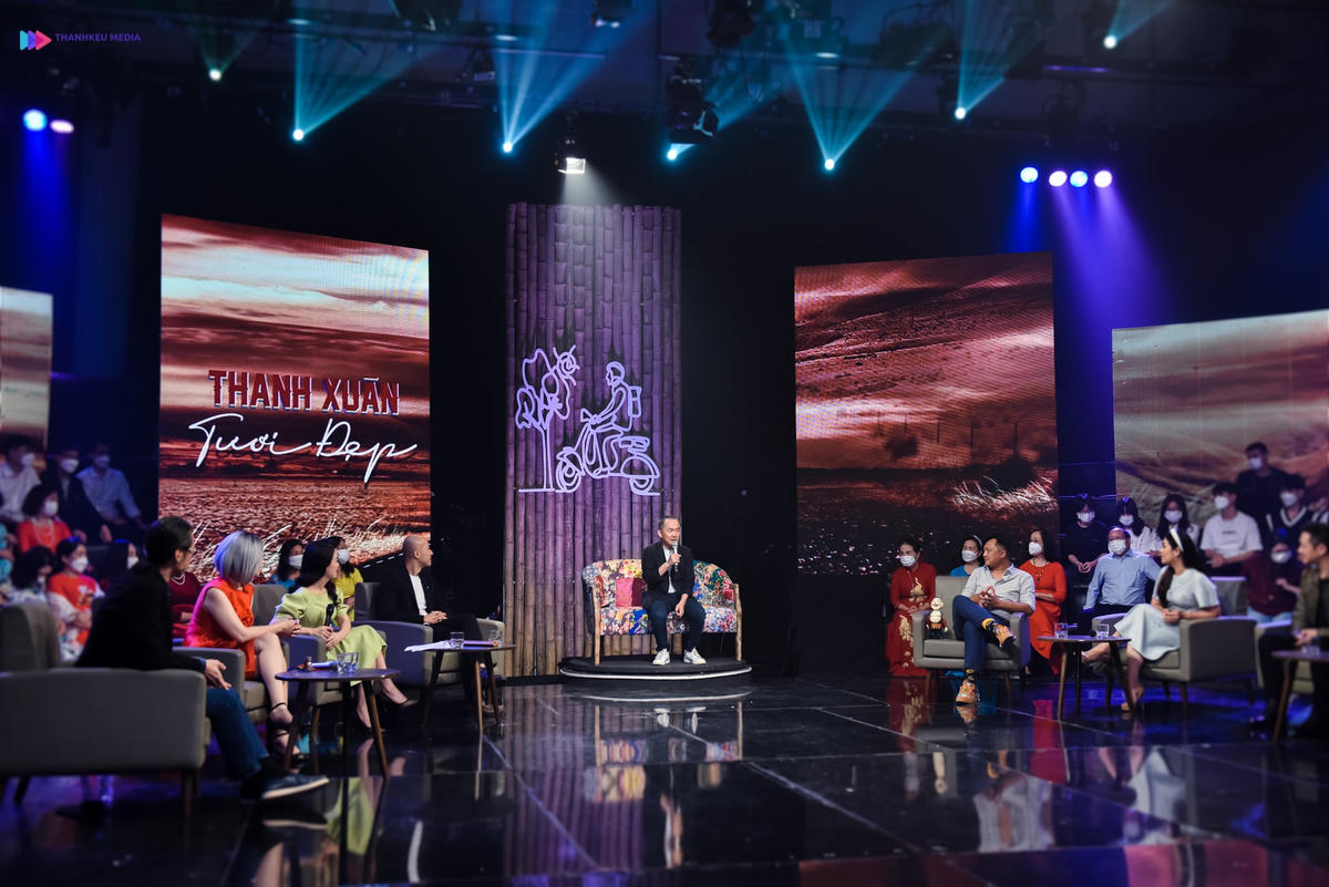 Không gian chương trình "Thah xuân tươi đẹp".