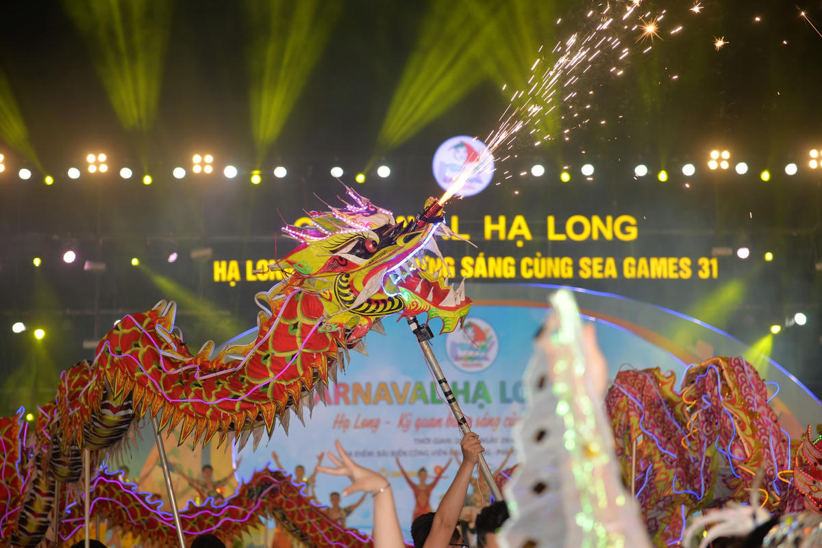 [Ảnh] Carnaval Hạ Long 2022: 'Châm ngòi' bùng nổ du lịch Quảng Ninh dịp 30-4 và 1-5